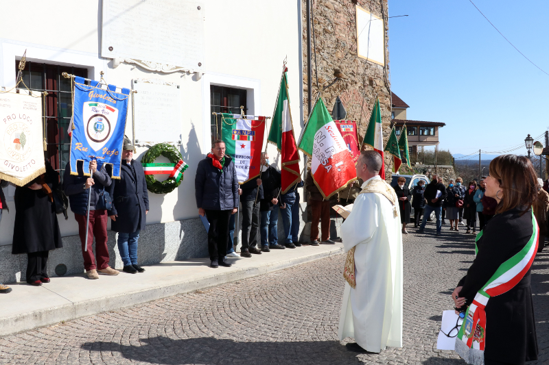 Givoletto - Cippo: caduti guerre